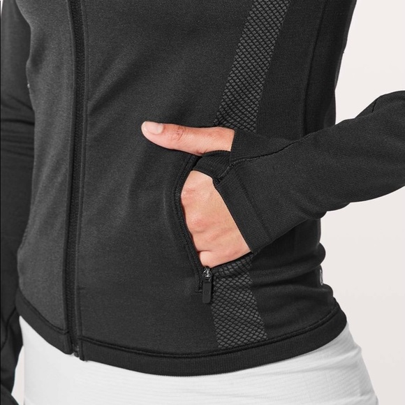 Lululemon Ready To Run Jacket Pinpoint - Picture 3 of 16